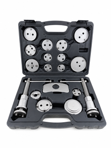Coffret repousse-piston d’étrier de frein universel 18 pièces présenté ouvert